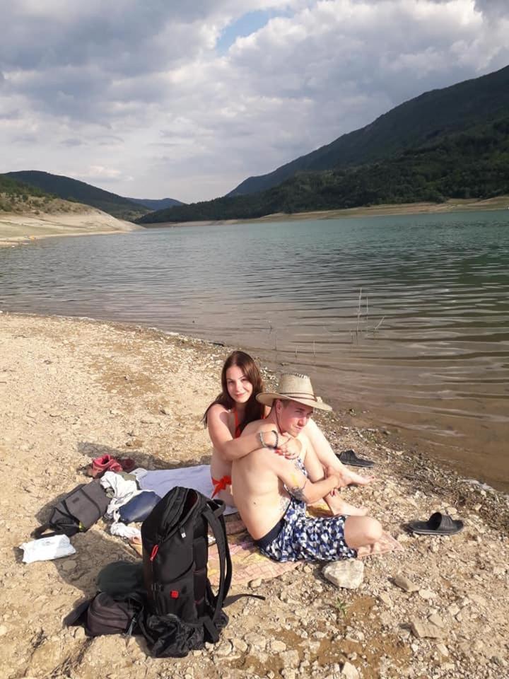 Гостевой дом Zavojsko Jezero Pirot - Smestaj Manic Gostusa Экстерьер фото
